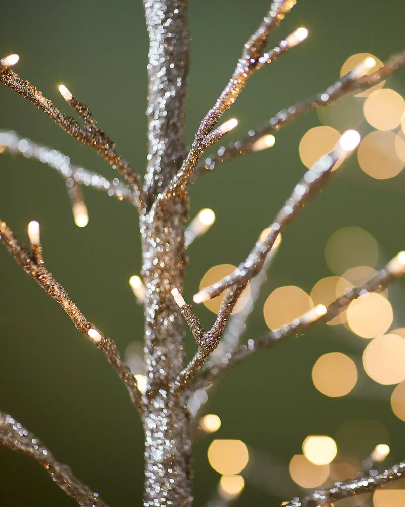 Champagner Weihnachtsbäume mit LED-Lichtern